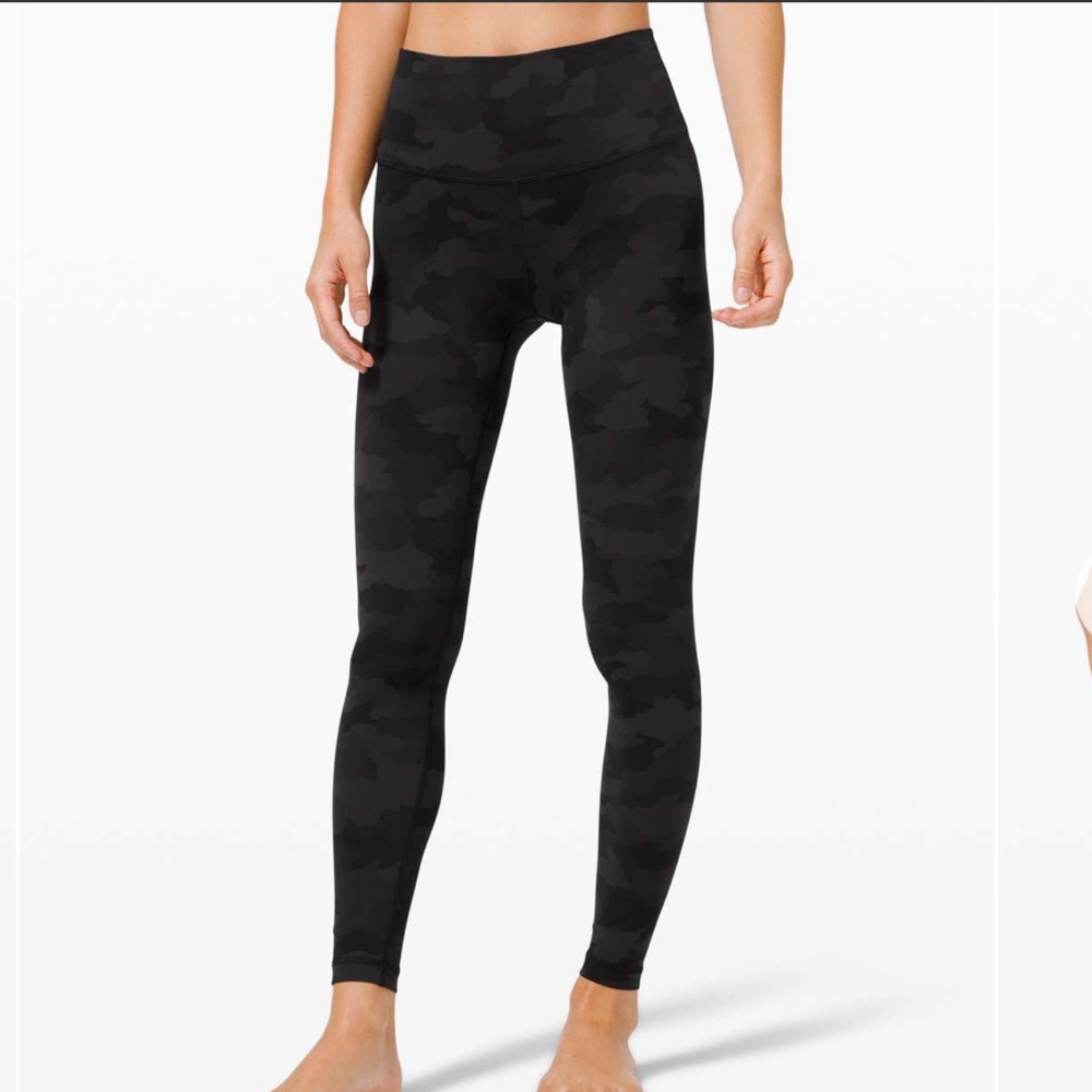 Lululemon Wunder Under High-Rise Tight 28” Full-On Luxtreme Black Camo Size 14